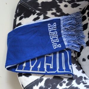 Victoria's Secret PINK University of Kentucky Reversible Scarf